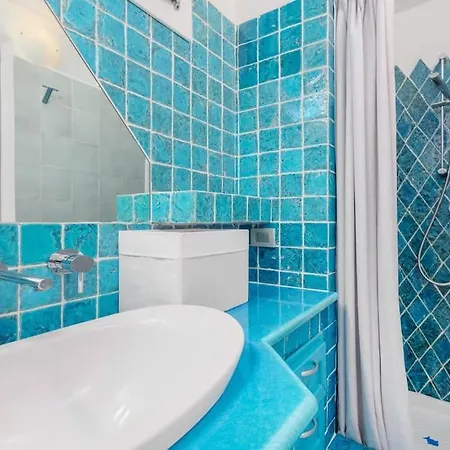 ヴィラ Privata Con Piscina In Pantogia ポルト・チェルボ