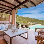 Privata Con Piscina In Pantogia 别墅 *